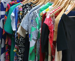 Jak zorganizovat svůj šatník, abyste měli pořád co na sebe