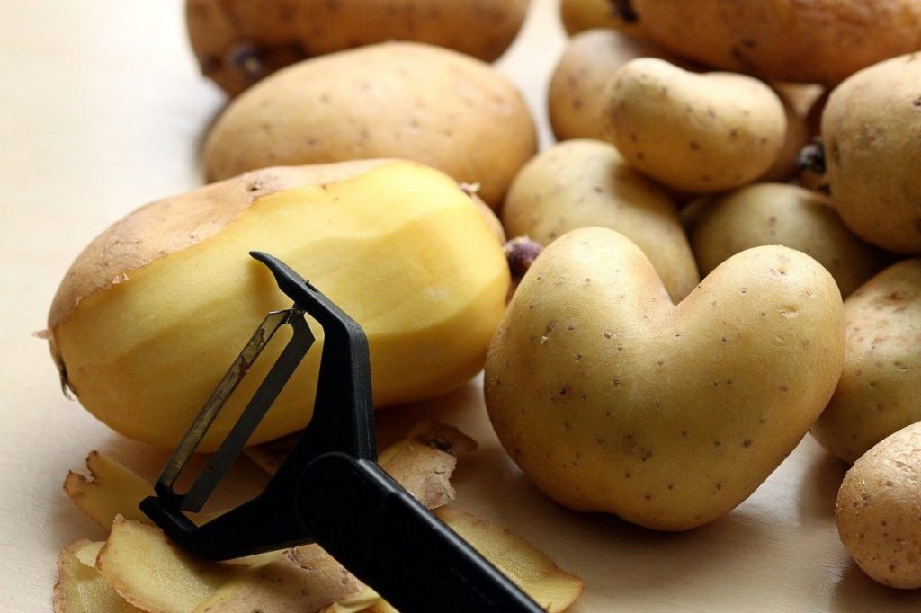 potatoes 5720783 1280 e1617015321216