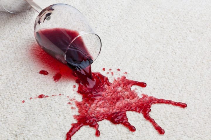 skvrna cervene vino cisteni