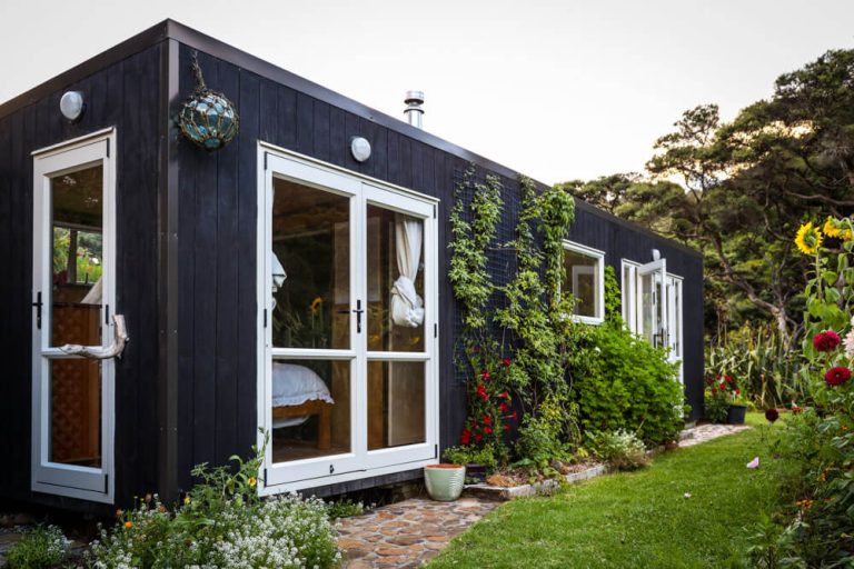 nadherny tiny house