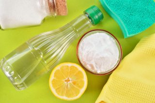 5 účinných vychytávek, jak vyčistit celou domácnost bez čisticích prostředků. Stačí vám ingredience z vaší kuchyně, ušetříte přírodu i svou peněženku