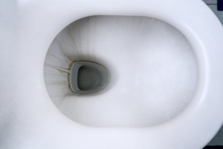 spinava toaleta