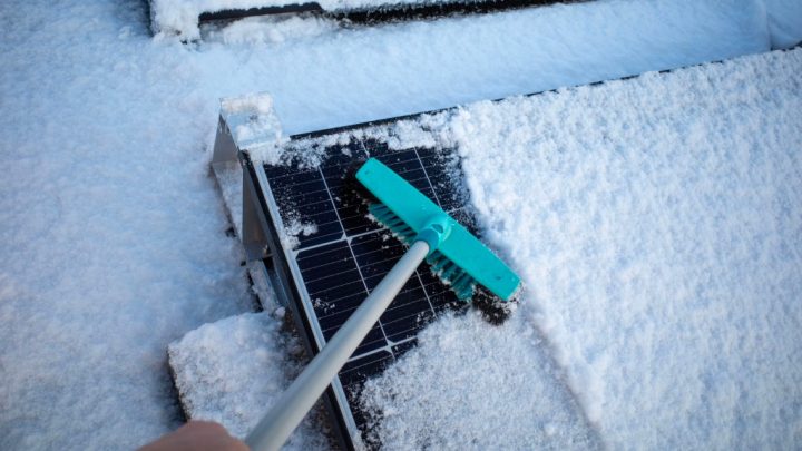 solarni panel snih