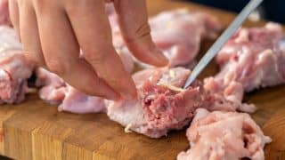 Kuchařské triky, díky kterým bude maso všeho druhu vždy šťavnaté. Vylaďte pár detailů v přípravě a budete se olizovat za ušima