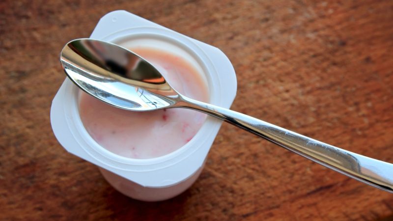 jogurt lzicka stul