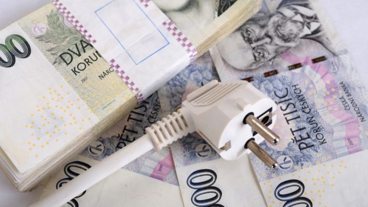 spotreba elektriny zasuvka penize