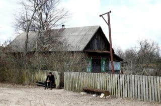 vesnice cernobyl chalupa
