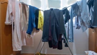 Doba sušení prádla se zkrátí na polovinu: Do pračky stačí přidat ručník, funkční je také metoda „na burrito“