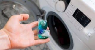 Gelové kapsle mohou zničit pračku. Největší hrozbou jsou zanesené trubky