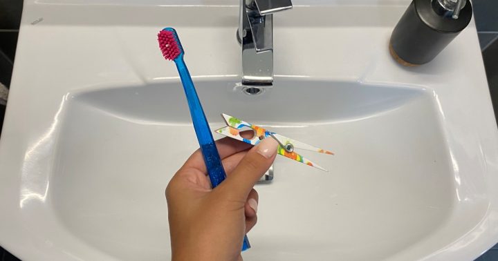 kolicek kartacek umyvadlo