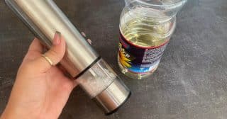 Zapomenutý trik, jak prodloužit trvanlivost slunečnicového oleje: Dřív se pro konzervaci používala sůl