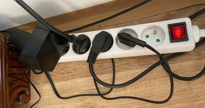zasuvka spotrebice elektrina