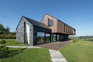 „Dům na domě“ je výsledkem práce architektů, kteří chtěli klientovi dopřát maximum výhledů na krásné okolí
