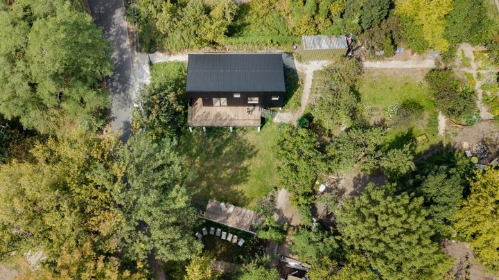 Pavilon v komunitní zahradě