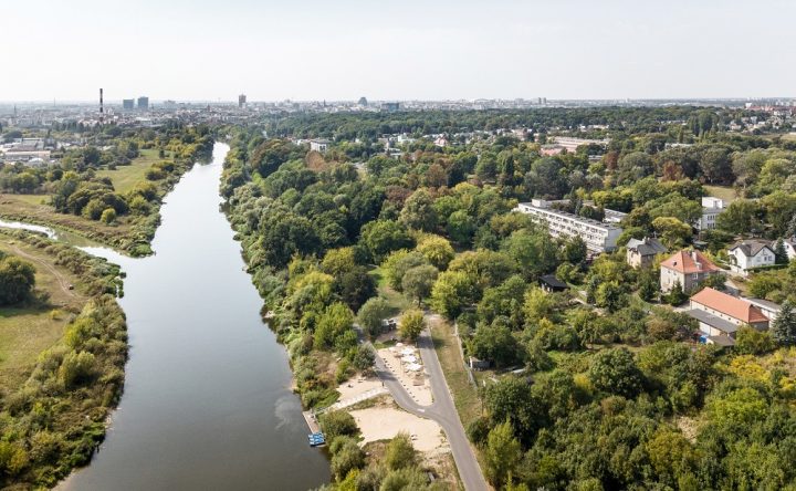 Pavilon v komunitní zahradě