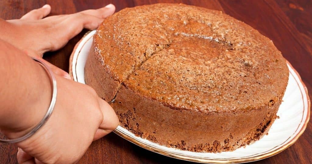 peceni piskot krajeni