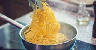 slepene uvarene spagety