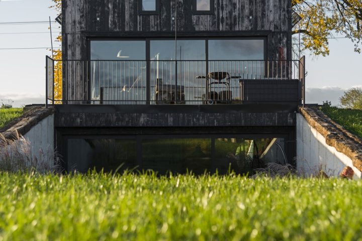Větrný mlýn přestavěný na moderní bydlení