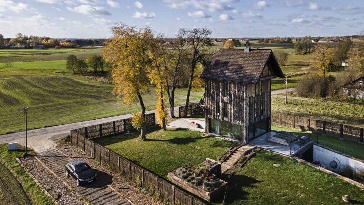 Starý mlýn dostal 2. šanci na život: Architekti z něj udělali obyvatelnou budovu s moderními prvky