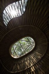 bambusový stromový dům