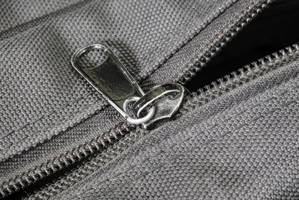 rozbity zip