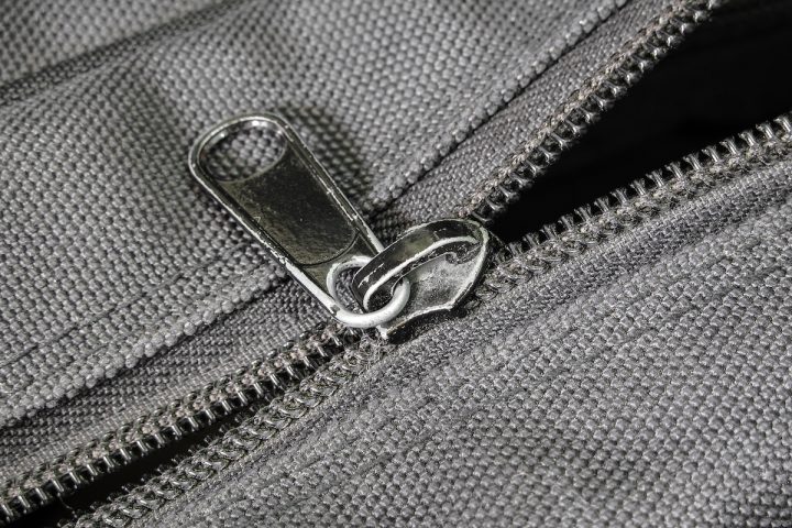 rozbity zip