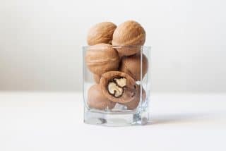 Jak lze doma zpracovat a využít ořechy?