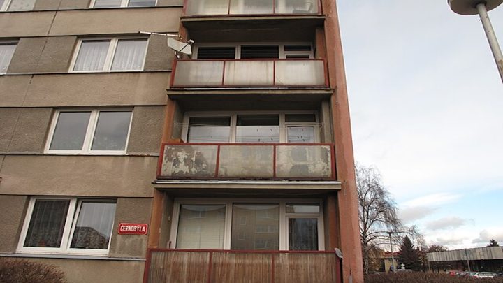 panelak balkon