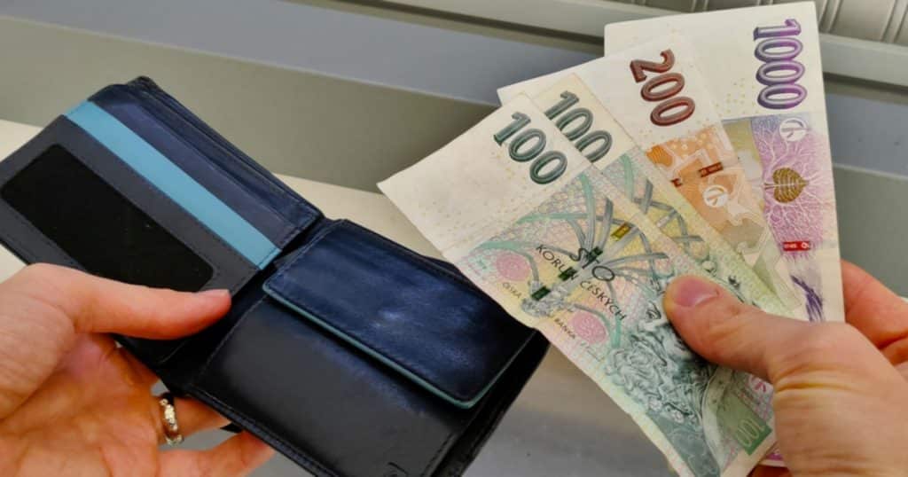 bankovky penezenka bankovka