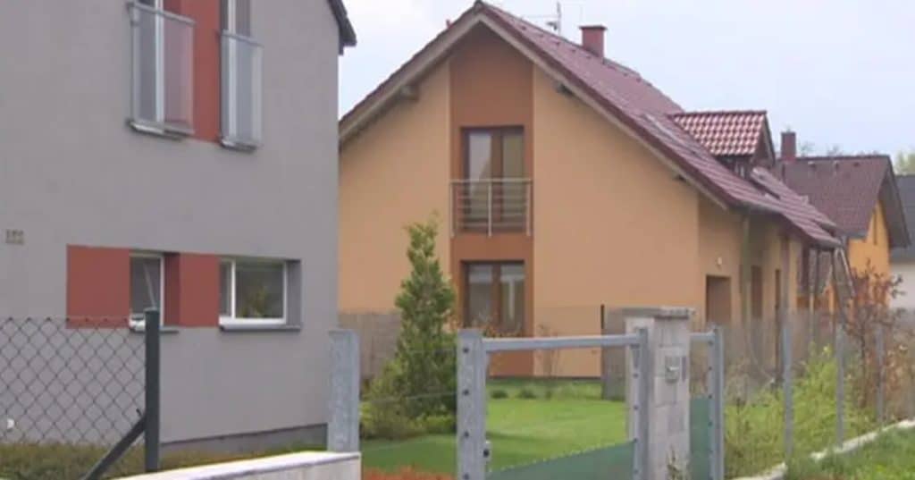domy obec pozemek