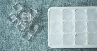 Formičky na led neslouží pouze pro mrazení vody. Mají široké využití například pro kávu, jogurt nebo bylinky