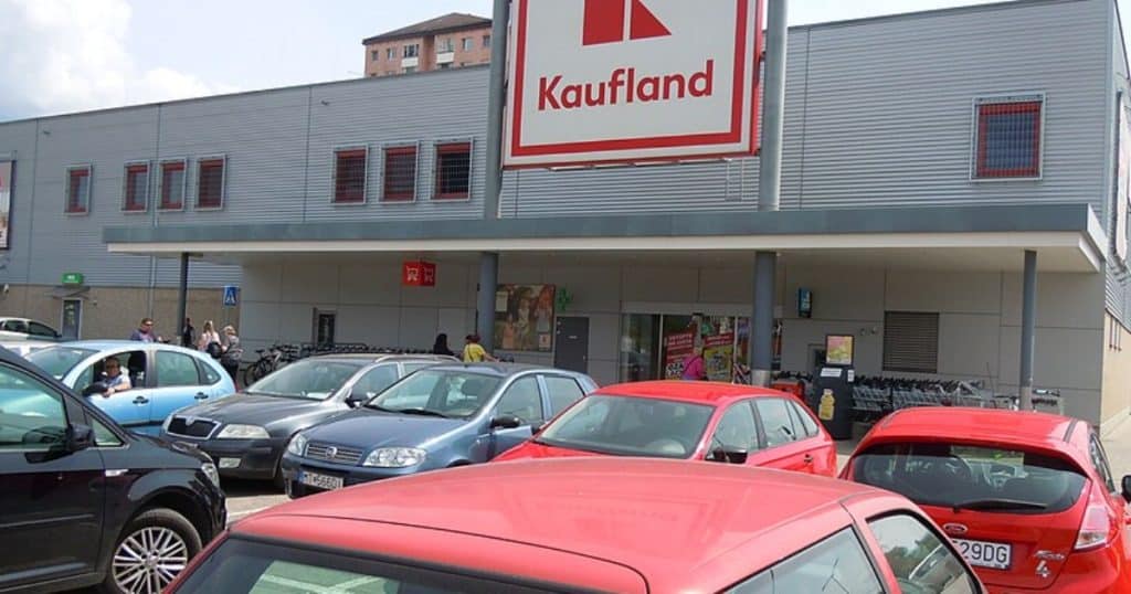 kaufland parkoviste obchod