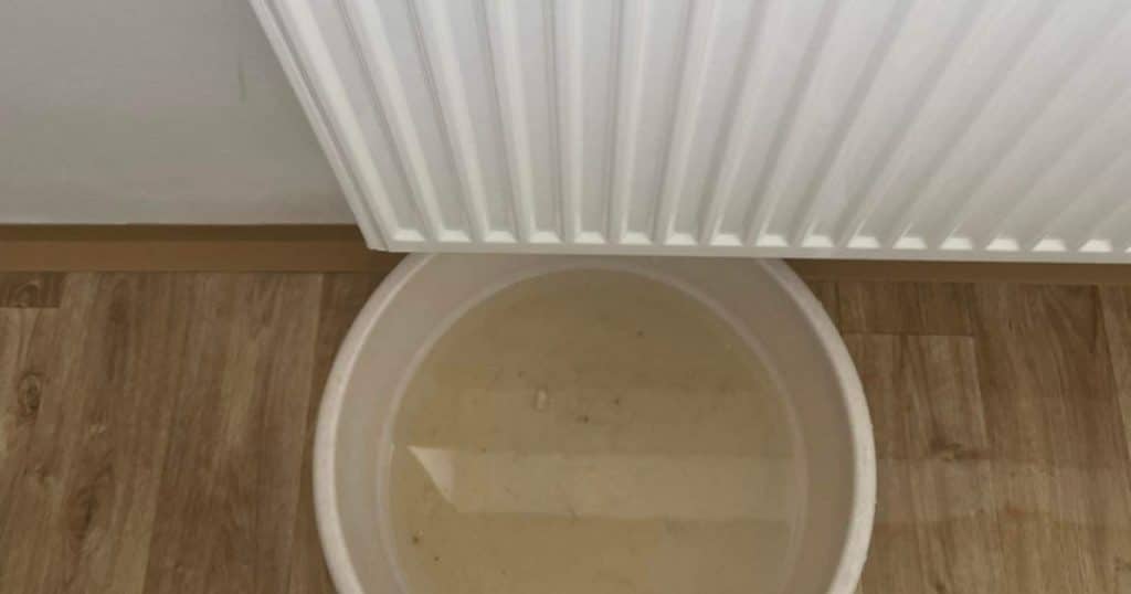 topeni radiator cisteni