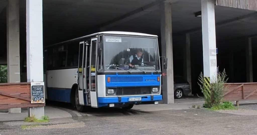 autobus most silnice