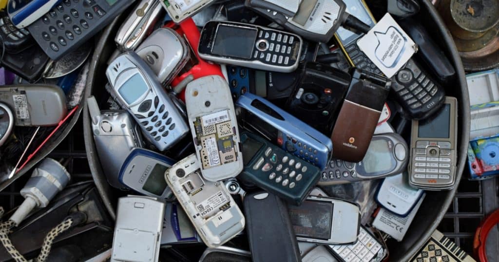 telefony hromada tlacitka