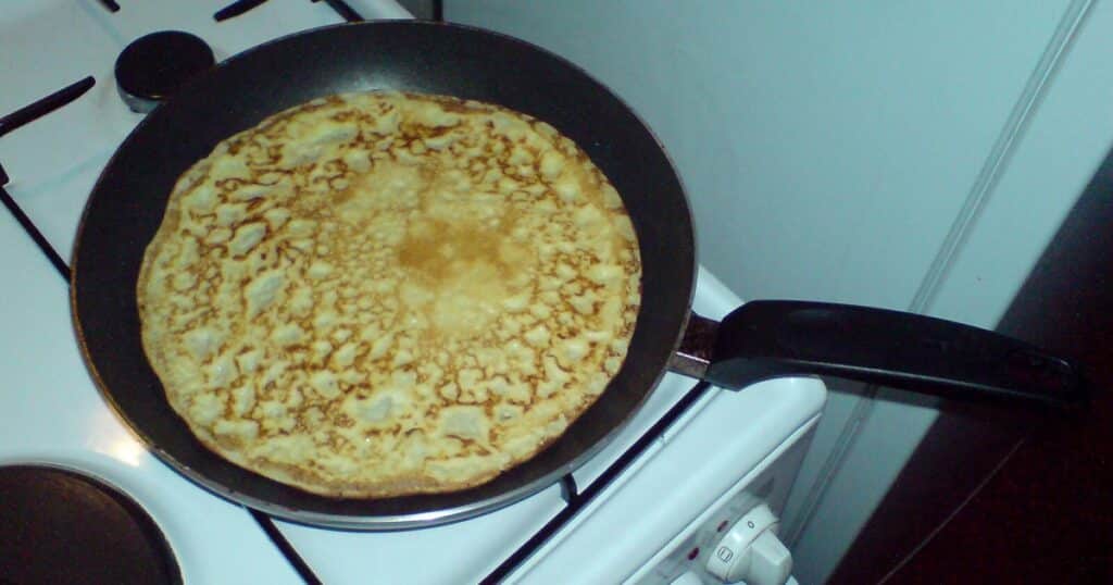 palacinka panev smazeni