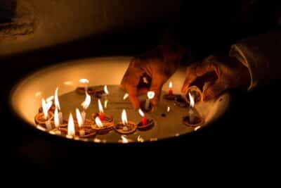 Považujete se za milovníky Vánoc? Alespoň 60 % nezvládnou ani ti největší srdcaři