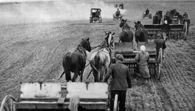 Retro kvíz z běžného života za komunismu: Kdo si pamatuje detaily, které ostatním splývají, má výjimečné znalosti