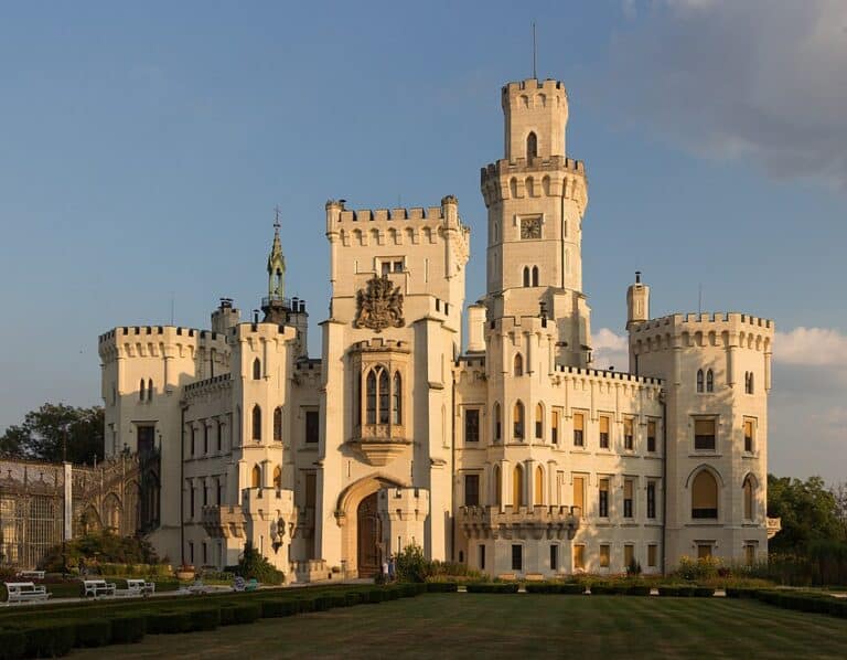 hluboka castle during sunset