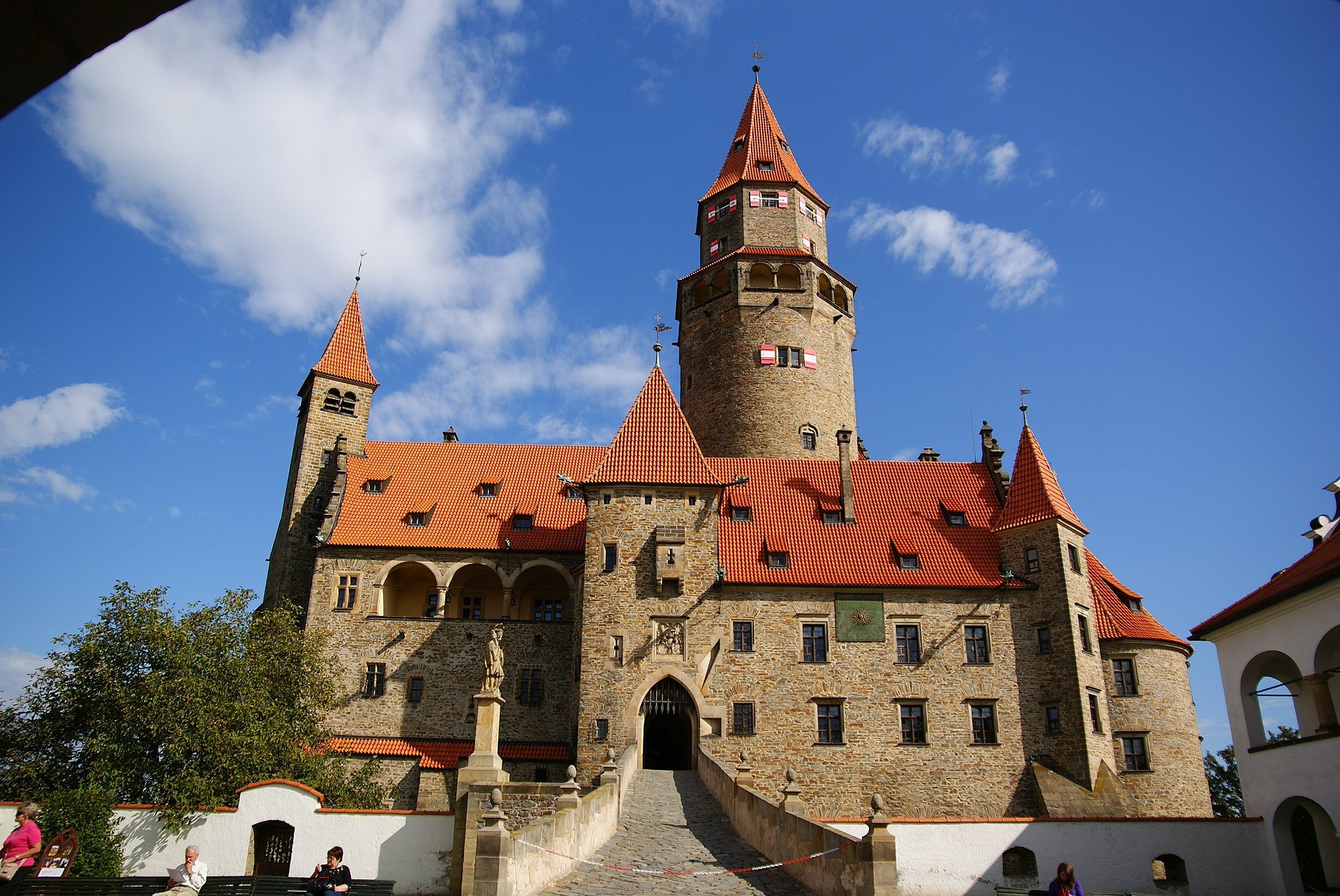 hrad bouzov bouzov bouzov