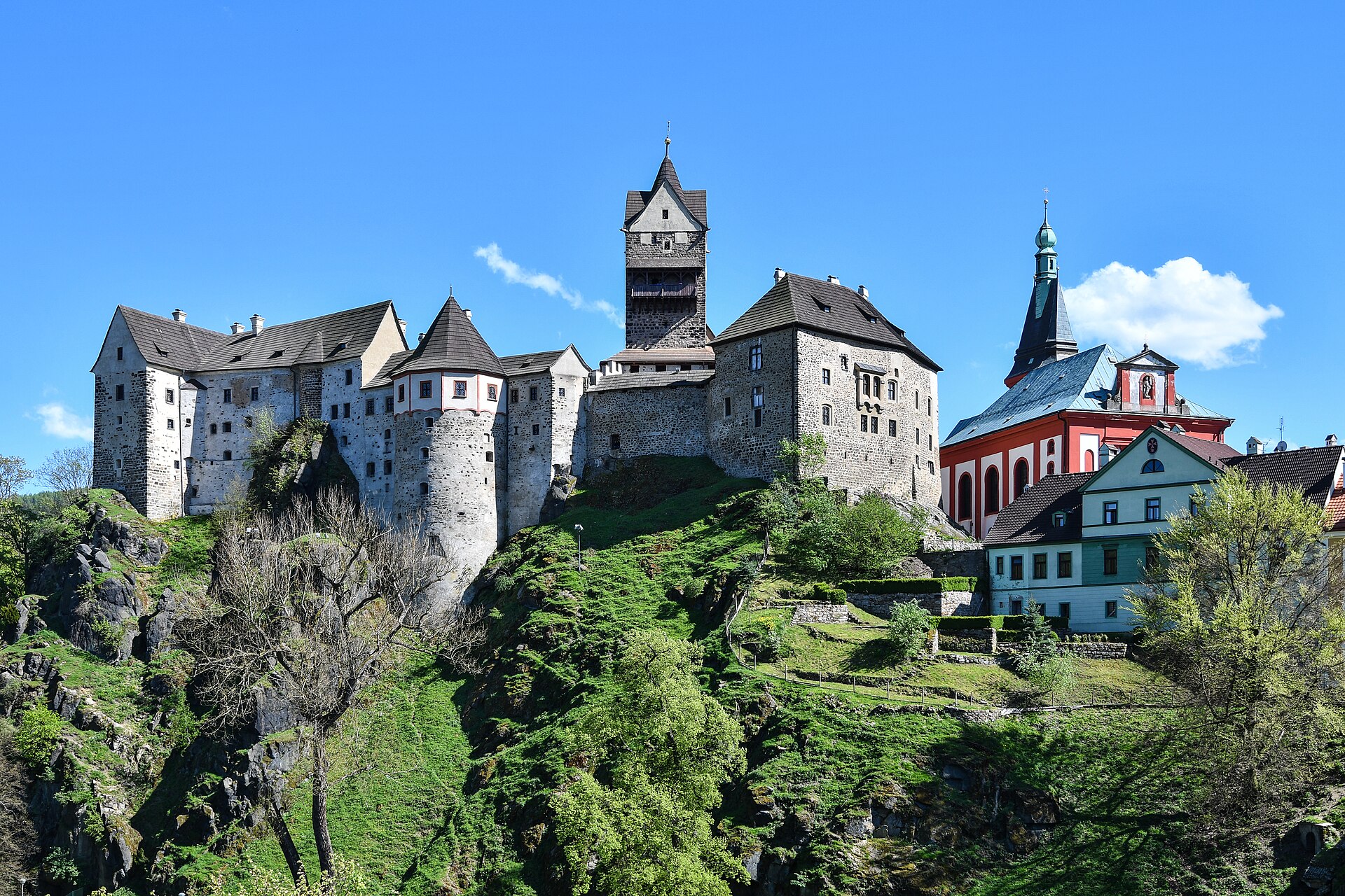 loket castle 0413