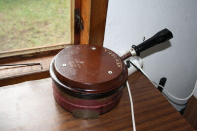 Poznáte legendární české výrobky podle popisu? Zkuste si, kolik z nich vám ještě něco říká